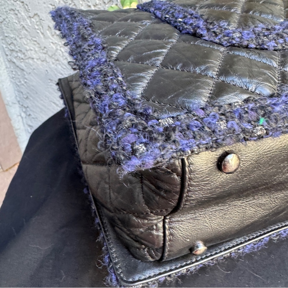 Chanel Calf Leather & Tweed Grand Shopping Secrets Tote - Picture 9 of 14